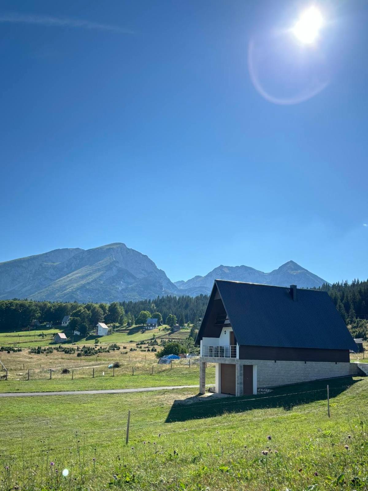 Village Moticki Gaj Zabljak  Luaran gambar